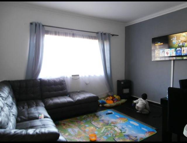 1 BEDROOM APARTMENT FOR SALE IN TOWNSVIEW